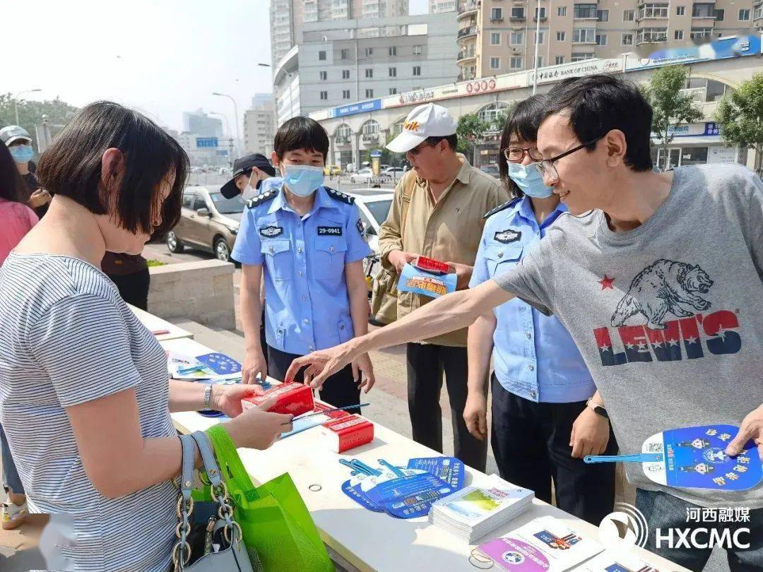 2025年澳门和香港正版免费-警惕虚假宣传，精选解析落实